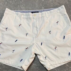 Tommy Hilfiger White Shorts with Embroidered Designs 38